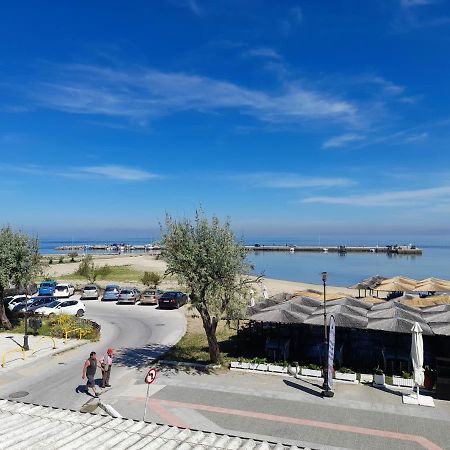 نيوي إيبيفاتاي Isalos Apartments Studios المظهر الخارجي الصورة